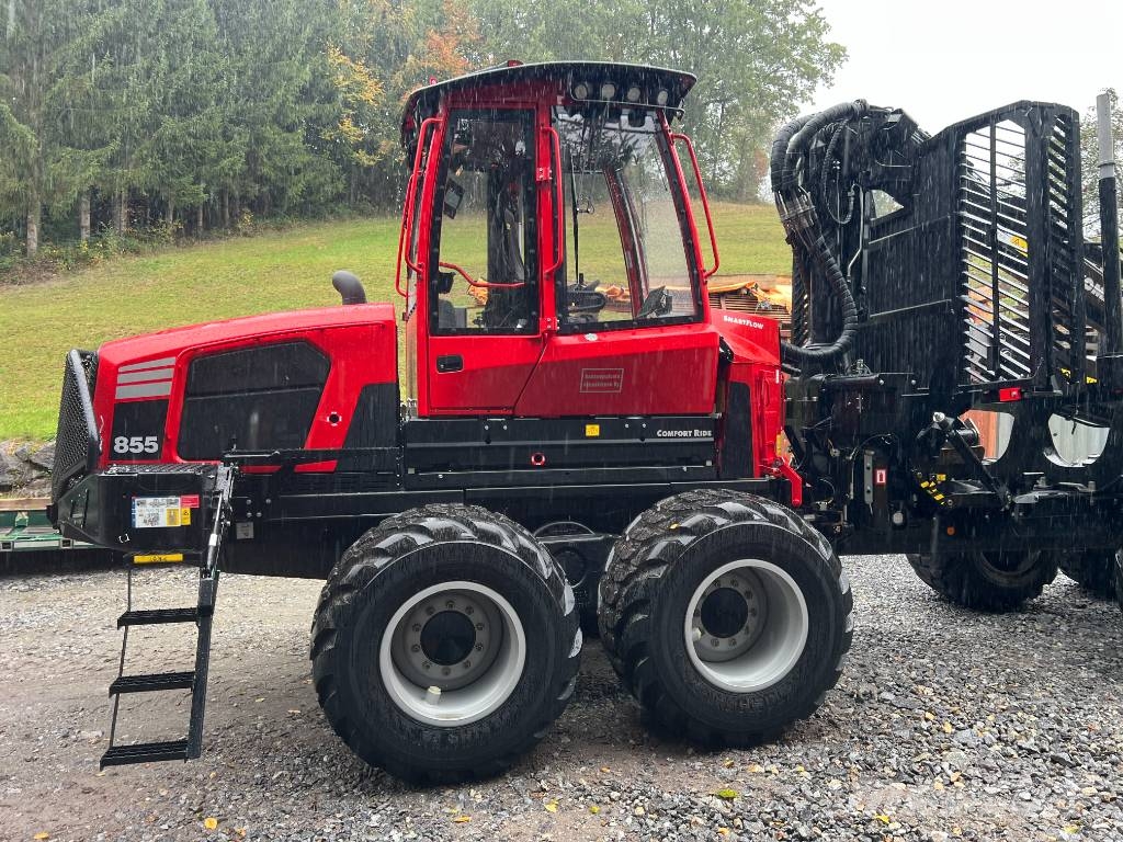 Komatsu 855 Forvarderi