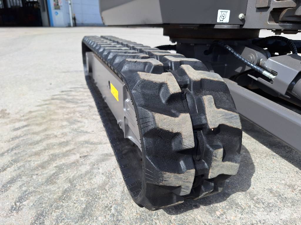 Volvo EC 18 E 小型挖掘机