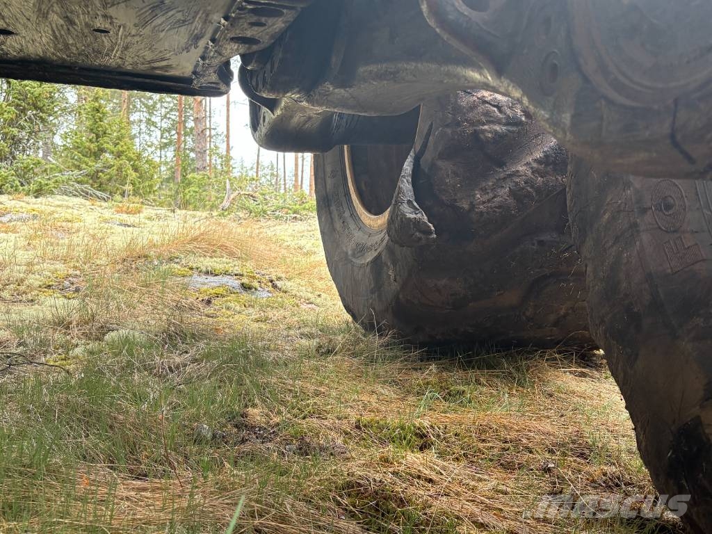Ponsse Elephant King Kuormatraktorit