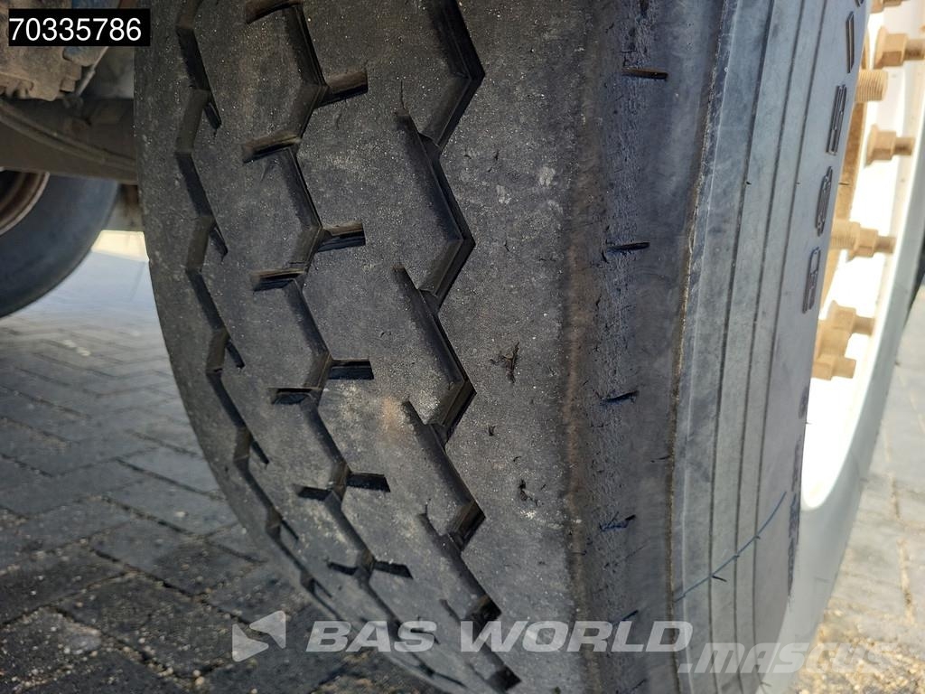 Schmitz Cargobull SGF*S3 ISO Lift Axle Kippipuoliperävaunut