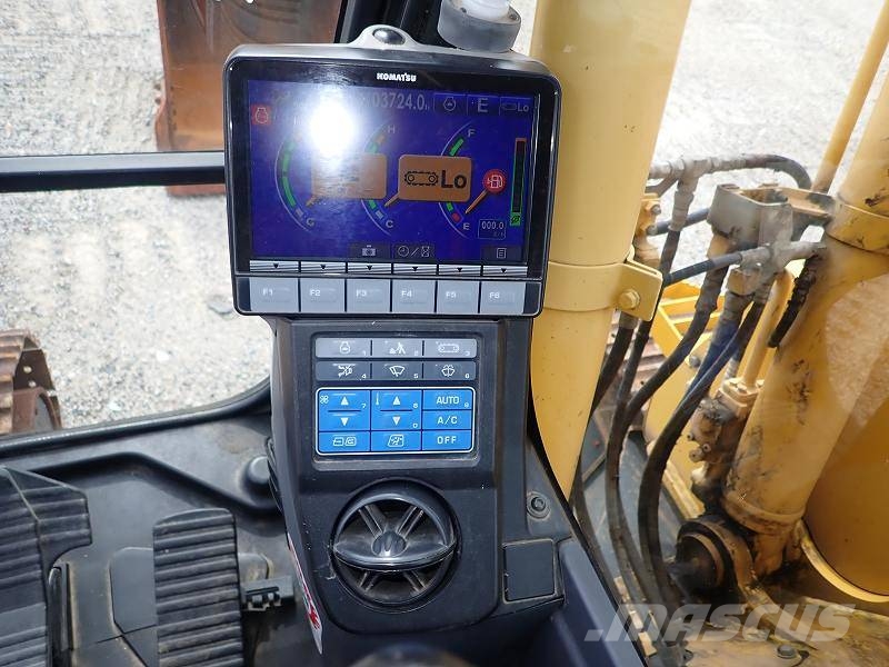 PC PC138US‑10 حفارات زحافة