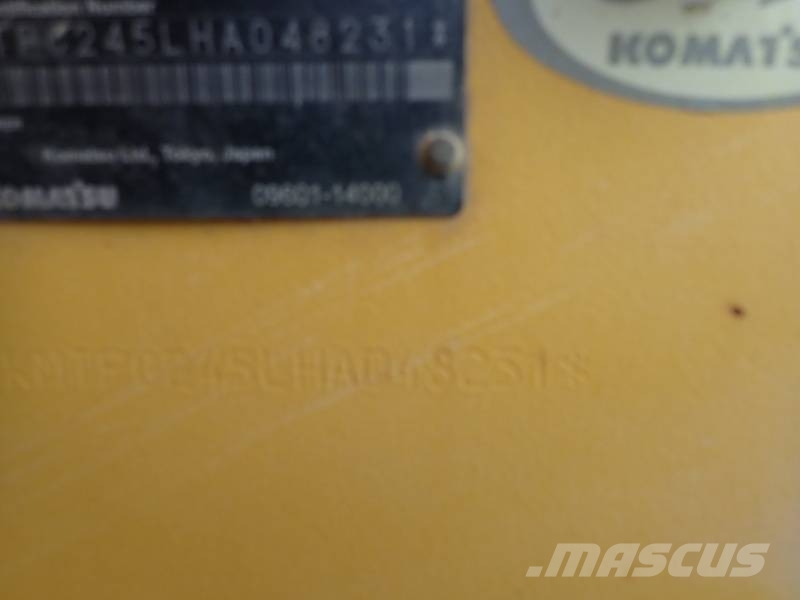 PC PC138US‑10 حفارات زحافة