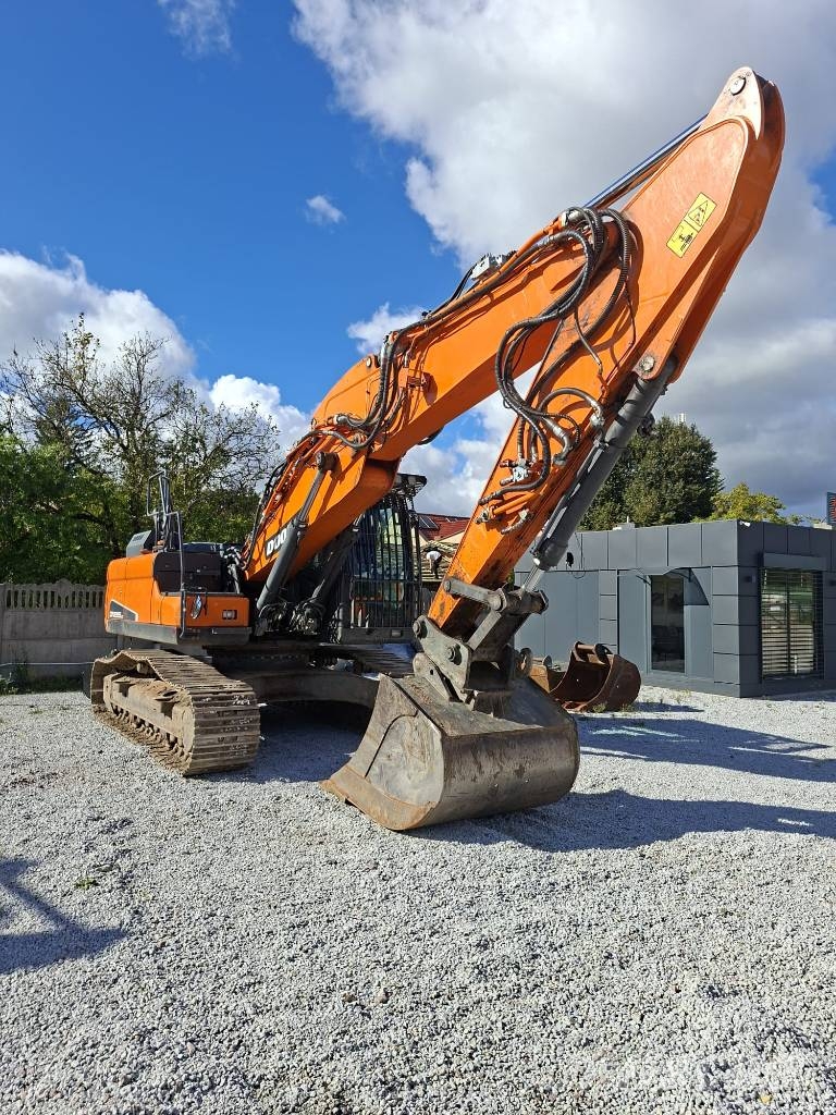 Doosan DX 255 LC-5 Koparki gąsienicowe
