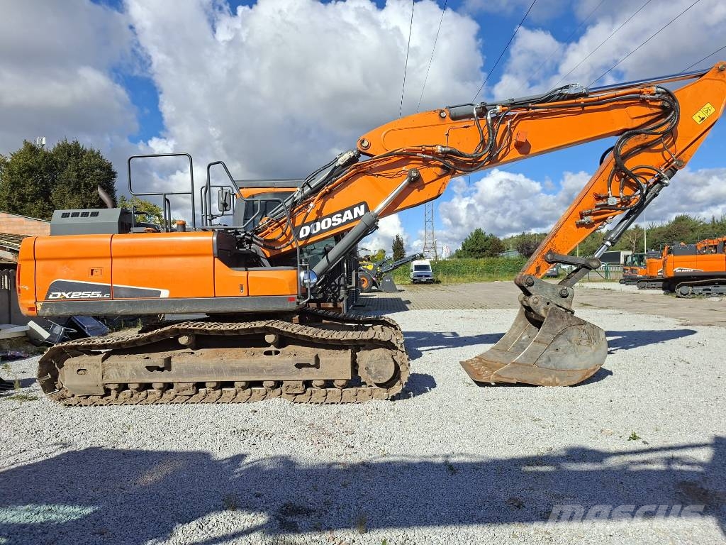 Doosan DX 255 LC-5 Koparki gąsienicowe