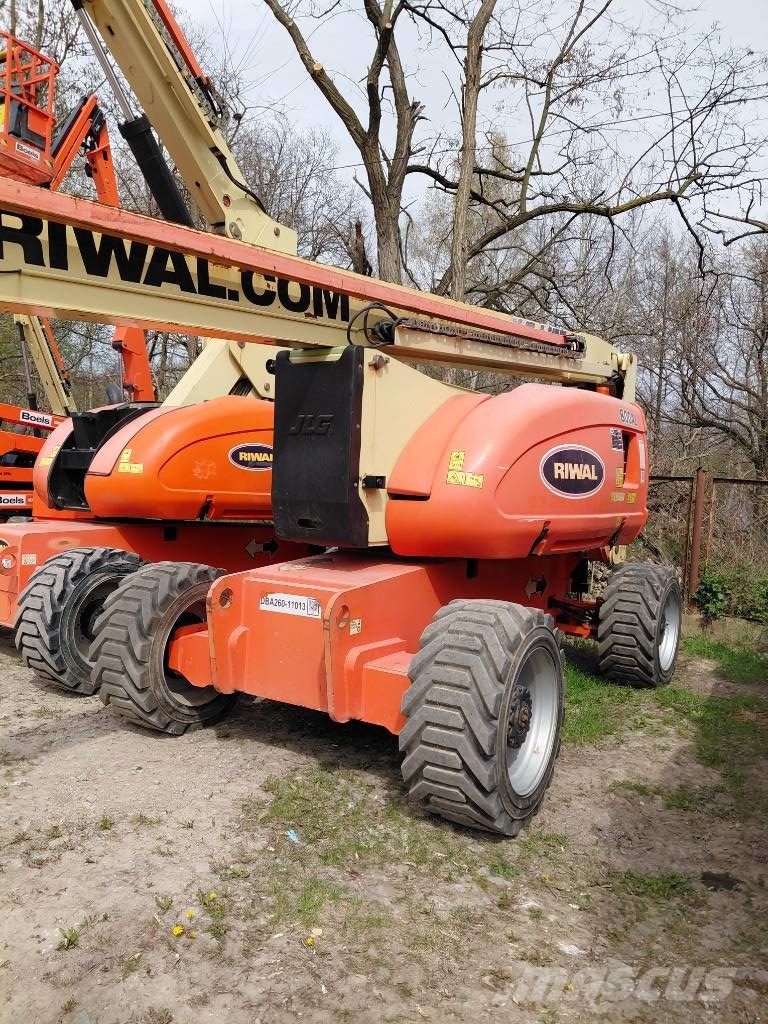 JLG 800 AJ Knikarmhoogwerkers