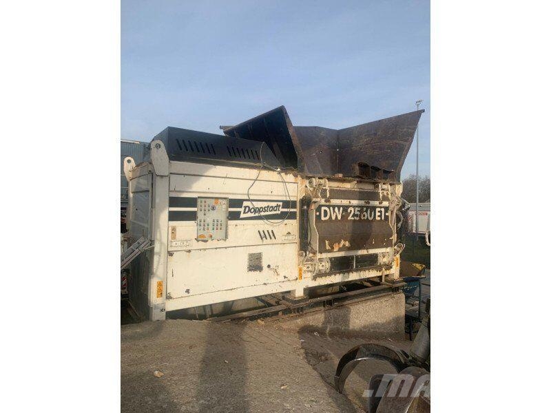  Other Doppstadt DW 2560 E1 / Schredder / Stationär Промышленные шредеры