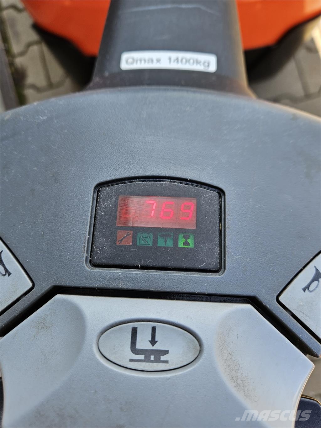 BT LWE 140 Παλετοφόρα πεζού χειριστή με ιστό