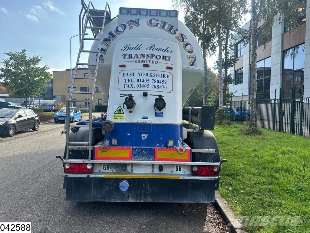 Feldbinder Silo 40.000 Liter, 1 Comp Напівпричепи-автоцистерни