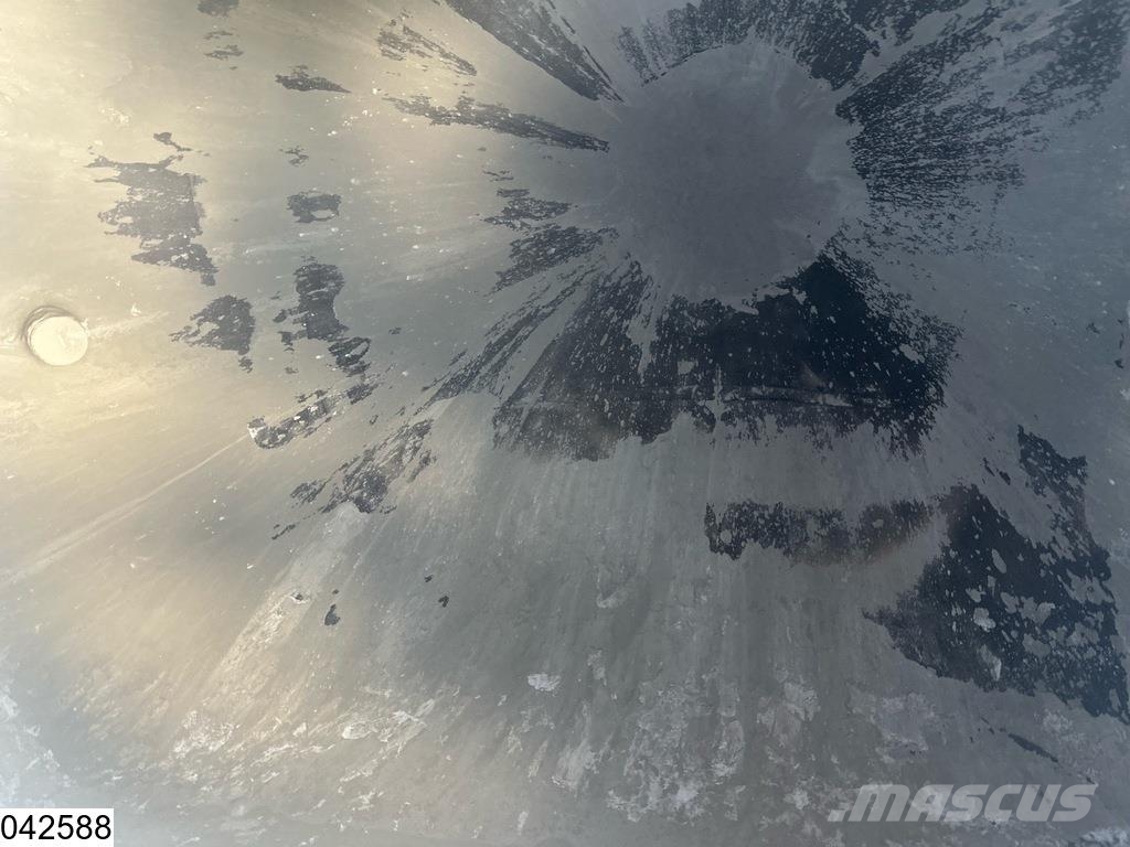 Feldbinder Silo 40.000 Liter, 1 Comp Напівпричепи-автоцистерни