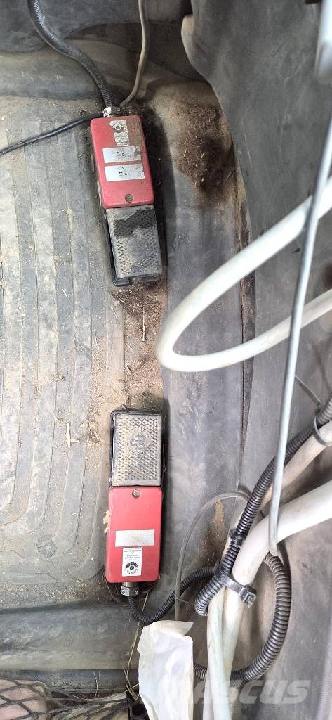 Heizohack HM 10-500KF /Valtra T234 Versu 4WD tractor Drobilice drva / čiperi