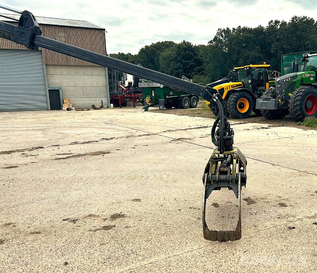 John Deere 1210G Timber Forwarder شاحنات
