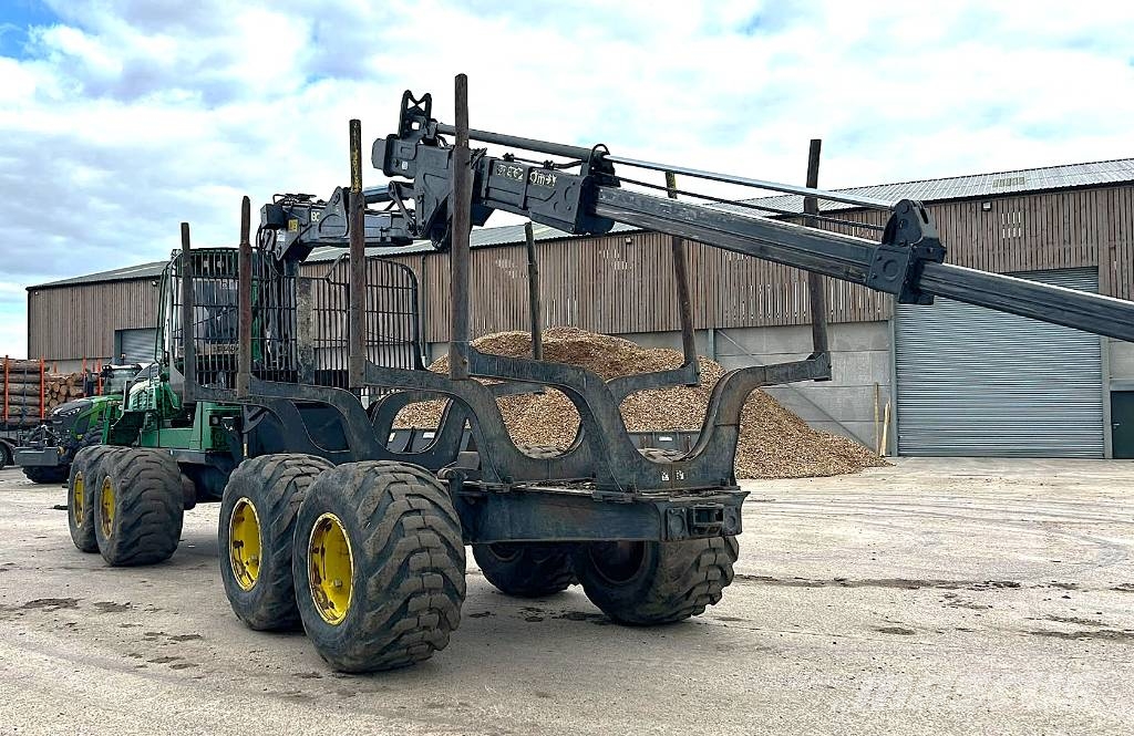 John Deere 1210G Timber Forwarder شاحنات