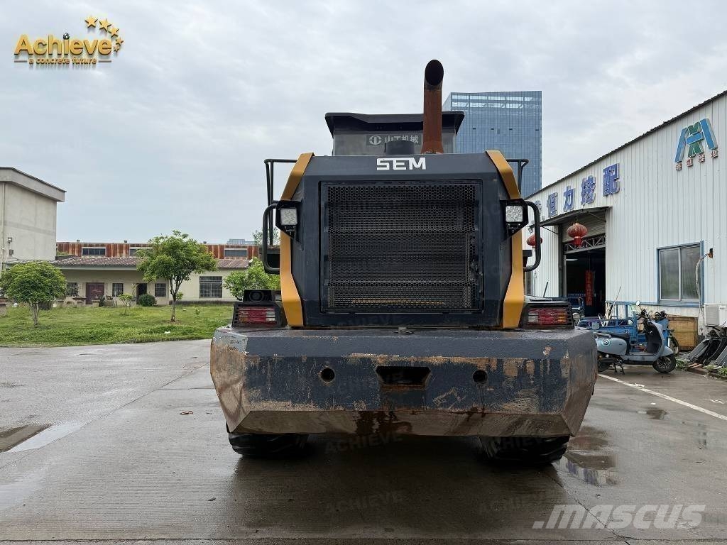 SEM 655F 휠로우더