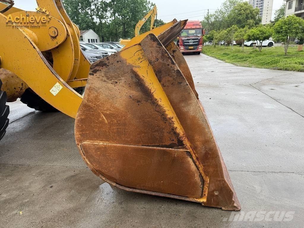 SEM 655F 휠로우더