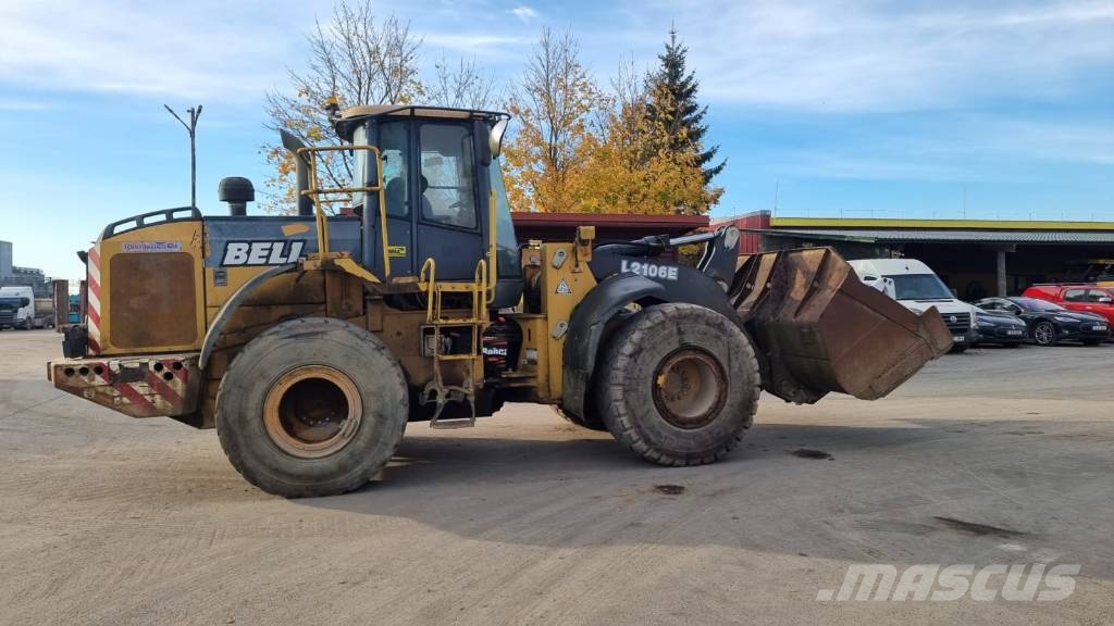 Bell L 2106 E Фронтальні навантажувачі
