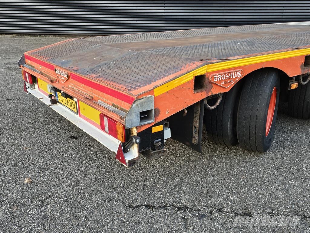 Broshuis 3 ABSD-48/3 / 3 x EXTENDABLE / 33 mtr 低平板半挂车