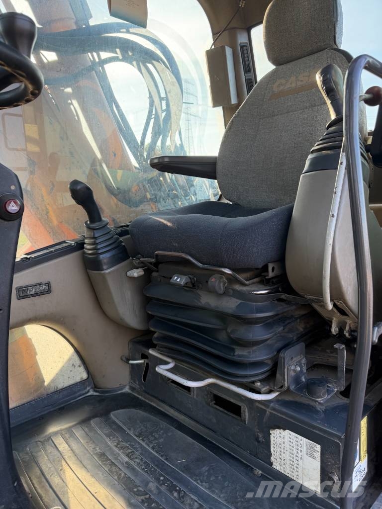 CASE WX 210 Pelle sur pneus