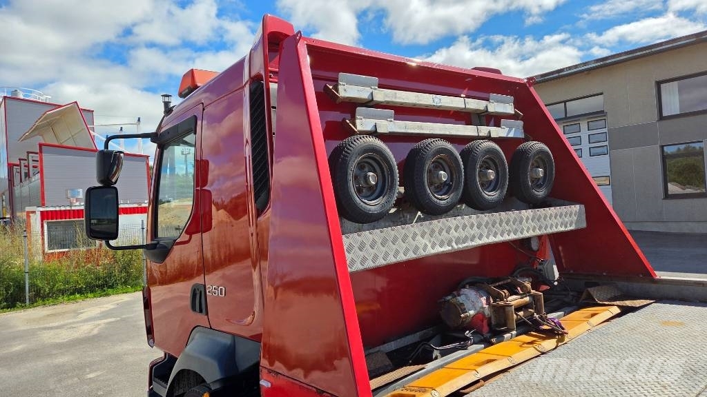 Volvo FL 250 4X2 Pritschenwagen mit Seilwinde