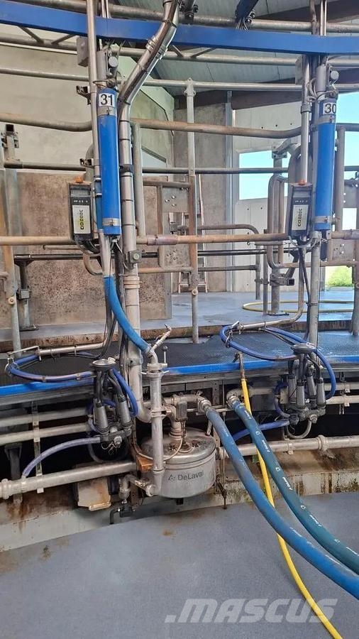 Delaval 36 stands cow inside rotary milking parlour Outra maquinaria e acessórios para gado