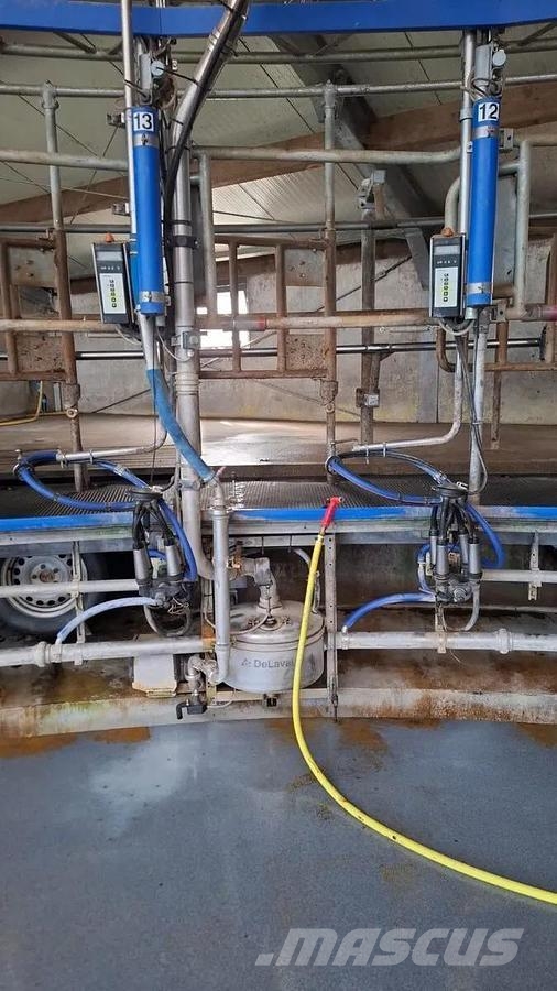Delaval 36 stands cow inside rotary milking parlour Outra maquinaria e acessórios para gado