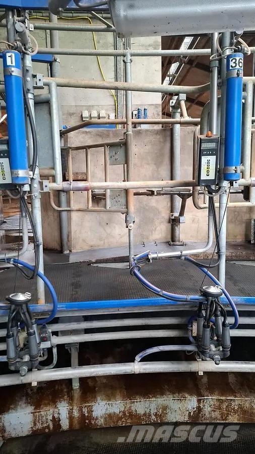 Delaval 36 stands cow inside rotary milking parlour Outra maquinaria e acessórios para gado