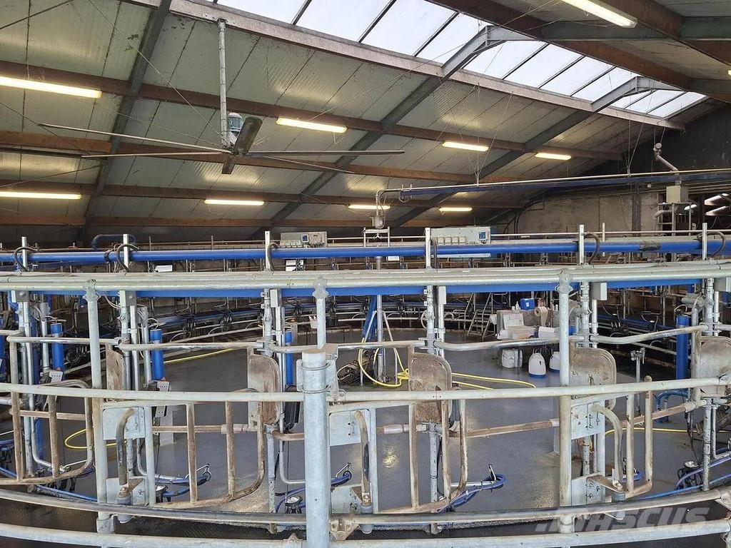 Delaval 36 stands cow inside rotary milking parlour Outra maquinaria e acessórios para gado