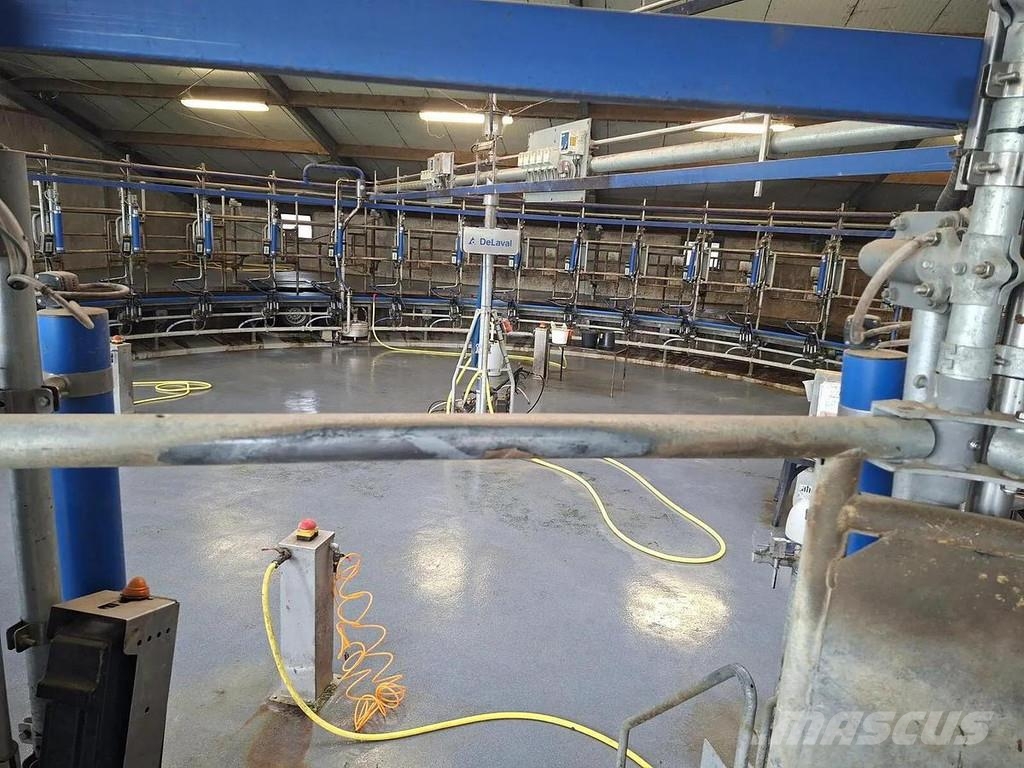 Delaval 36 stands cow inside rotary milking parlour Outra maquinaria e acessórios para gado