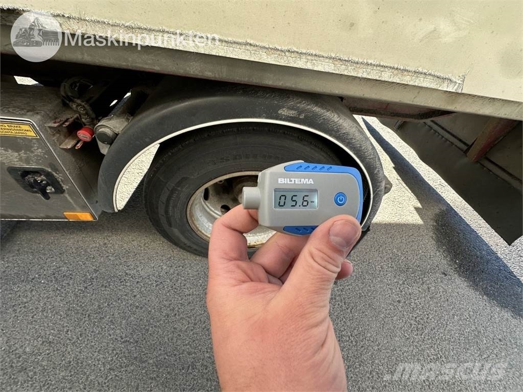 NTM Täckt Släpvagn Прицепы-фургоны