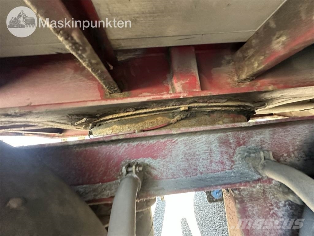 NTM Täckt Släpvagn Прицепы-фургоны