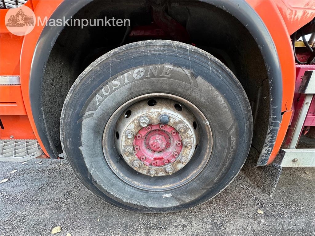 Scania R480LB8X4*4HSA Rol kiper kamioni s kukama za dizanje