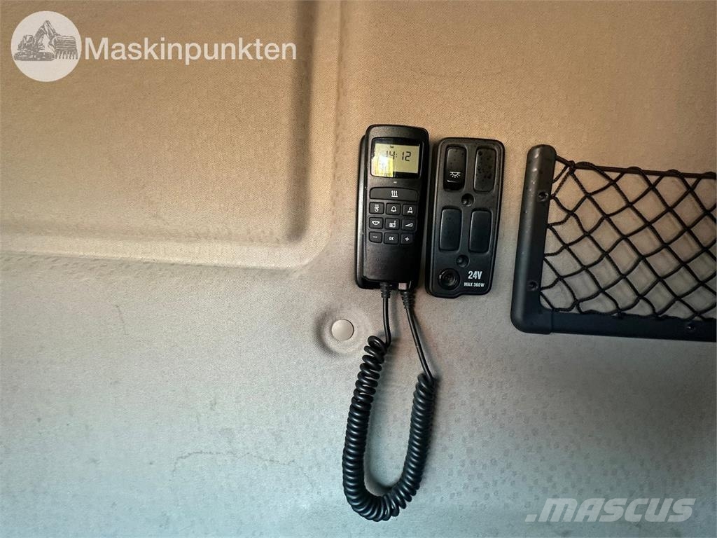 Scania R480LB8X4*4HSA Rol kiper kamioni s kukama za dizanje