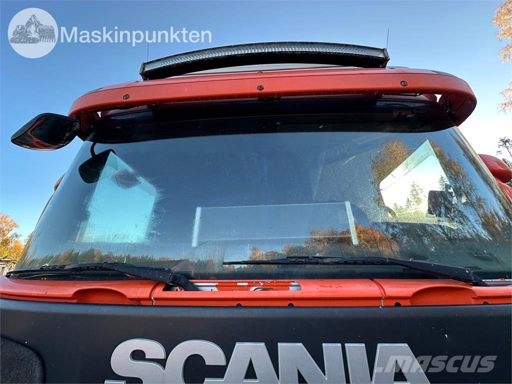 Scania R480LB8X4*4HSA Rol kiper kamioni s kukama za dizanje