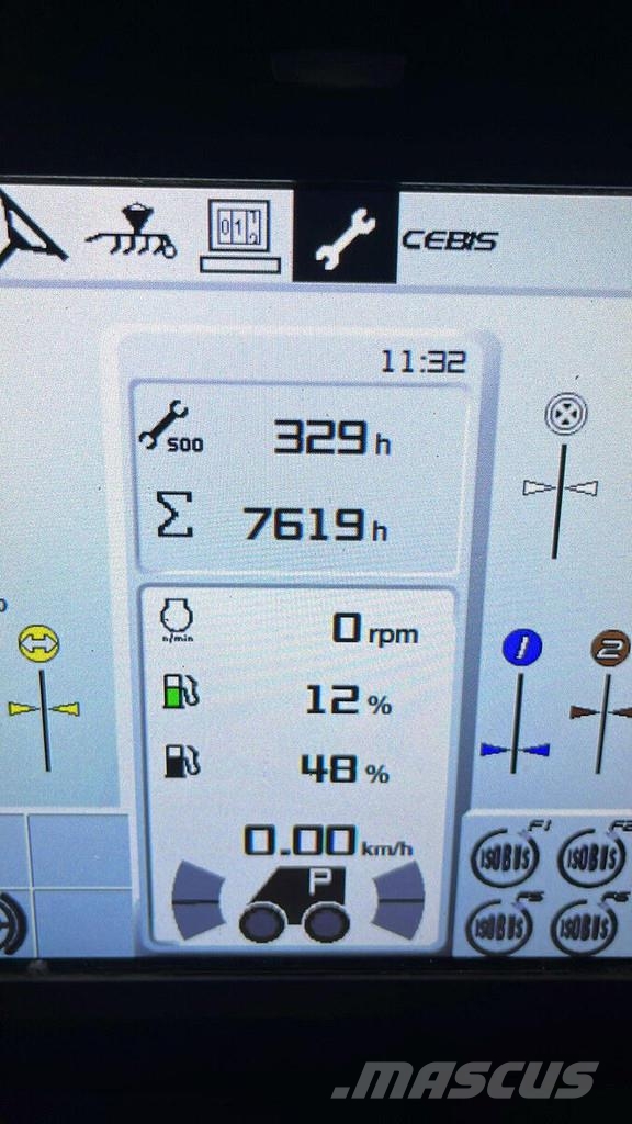 CLAAS Xerion 4000 Mestverspreider