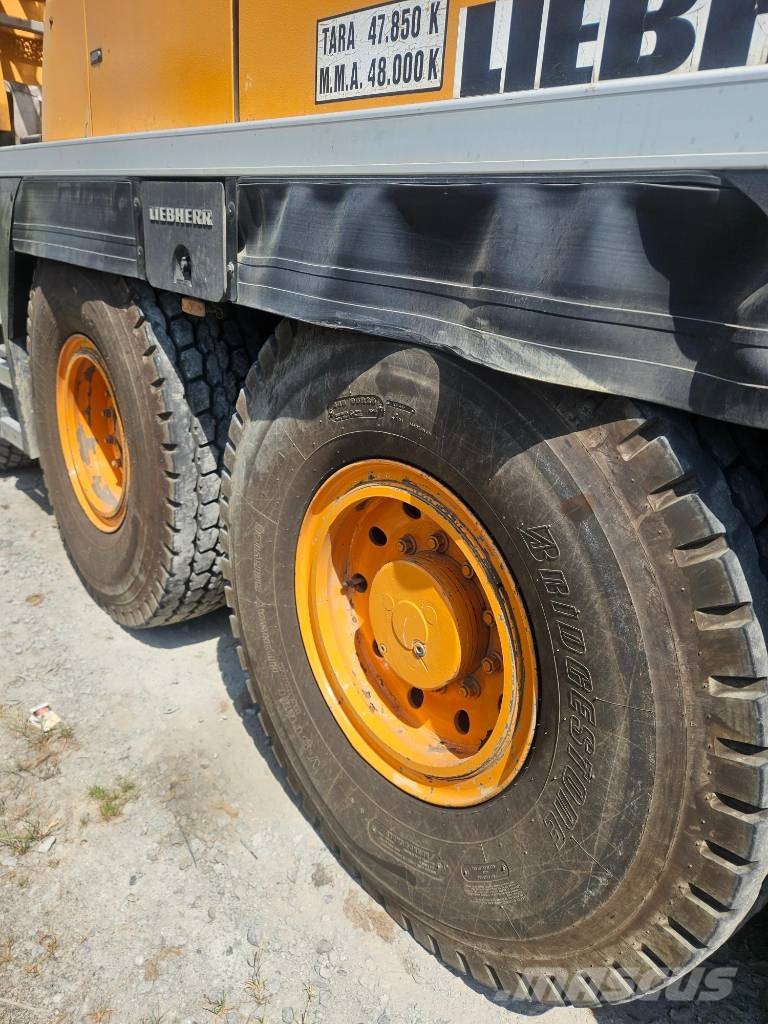 Liebherr LTM1060 Mobiilinosturit