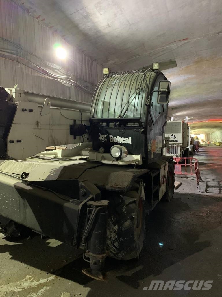 Bobcat Telehandler TR50210 テレスコーピックハンドラー