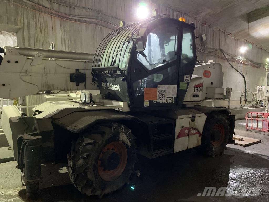 Bobcat Telehandler TR50210 テレスコーピックハンドラー