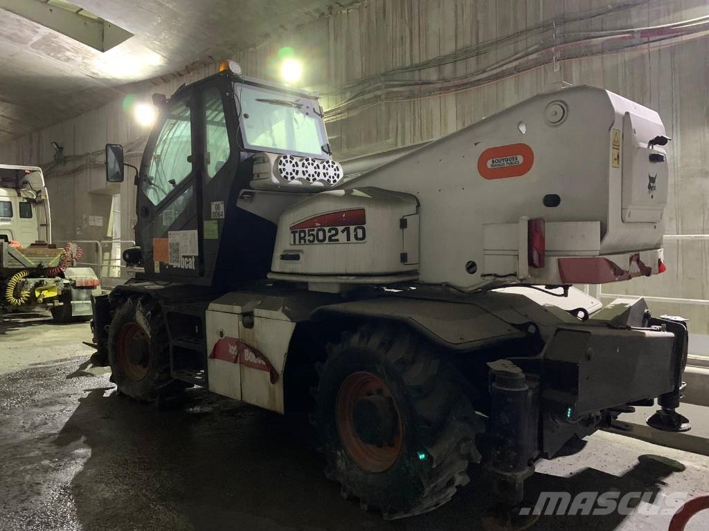 Bobcat Telehandler TR50210 テレスコーピックハンドラー
