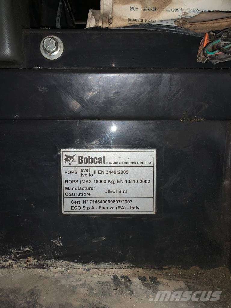 Bobcat Telehandler TR50210 テレスコーピックハンドラー