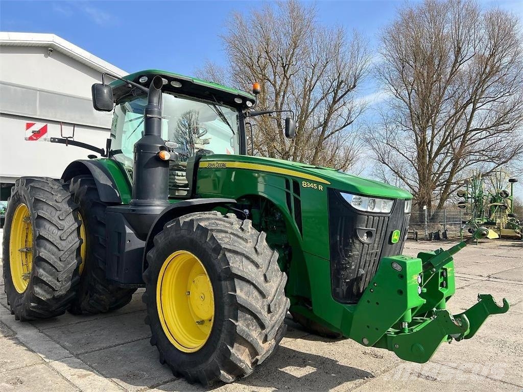 John Deere 8345R e23 Tractors