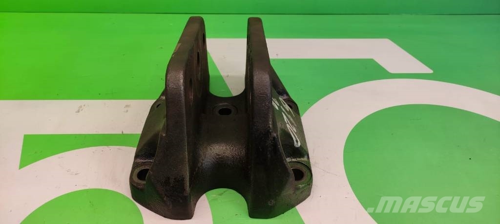 Hintere Hubhalterung L78801 John Deere 6120 Ausleger