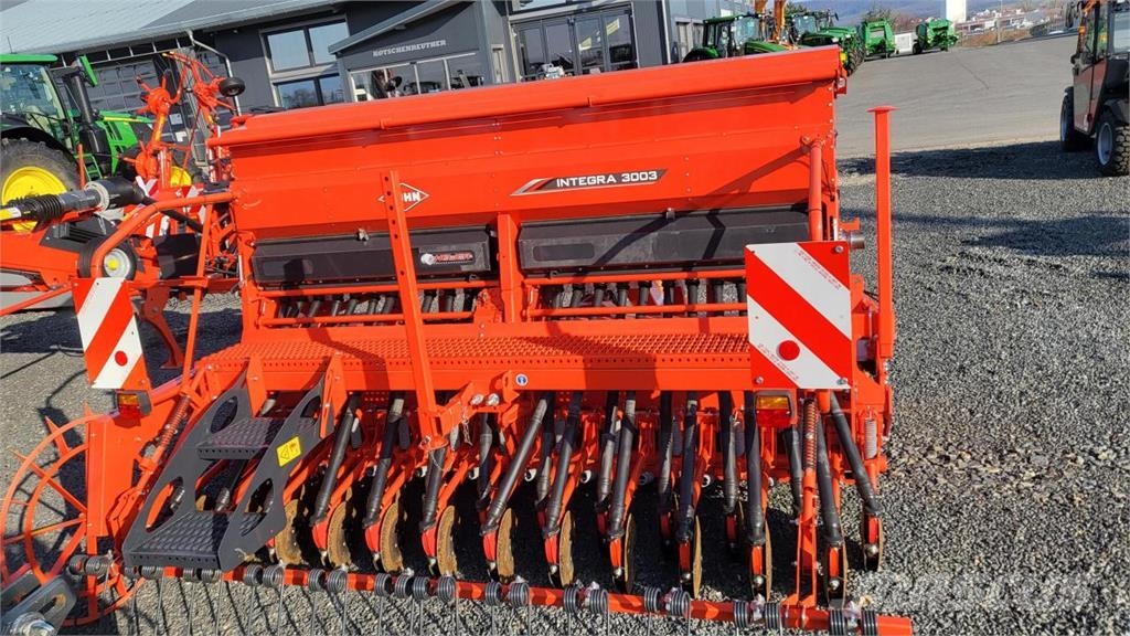 Kuhn Integra 3003 24SD + HRB303D 鑽頭