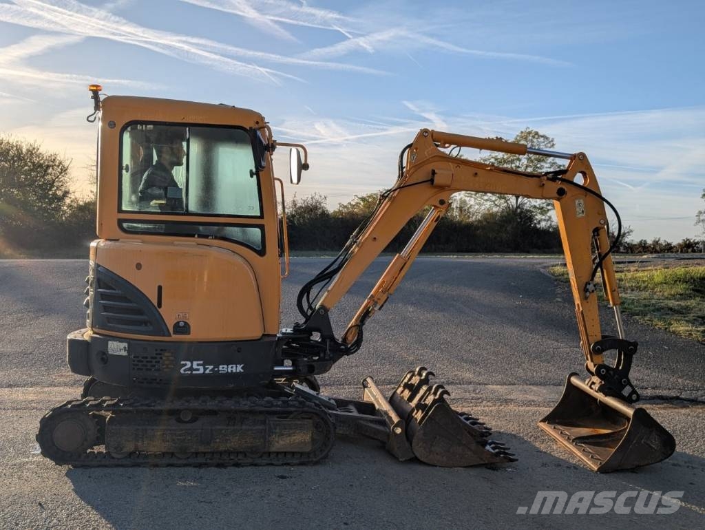 Hyundai R25Z-9 AK Minikaivukoneet < 7t