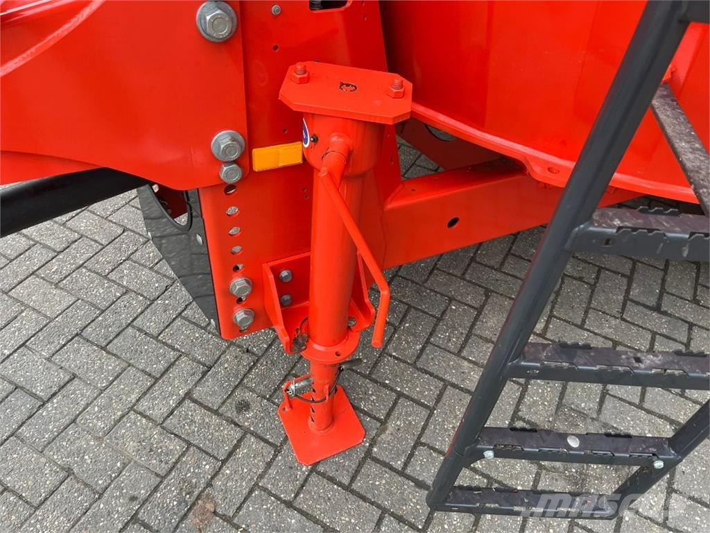 Kuhn Euromix I 1070 Fullfodervagnar