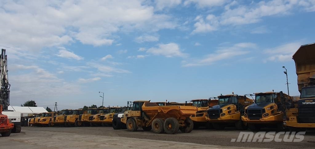 CAT 772 Atliekų išvežimo technika