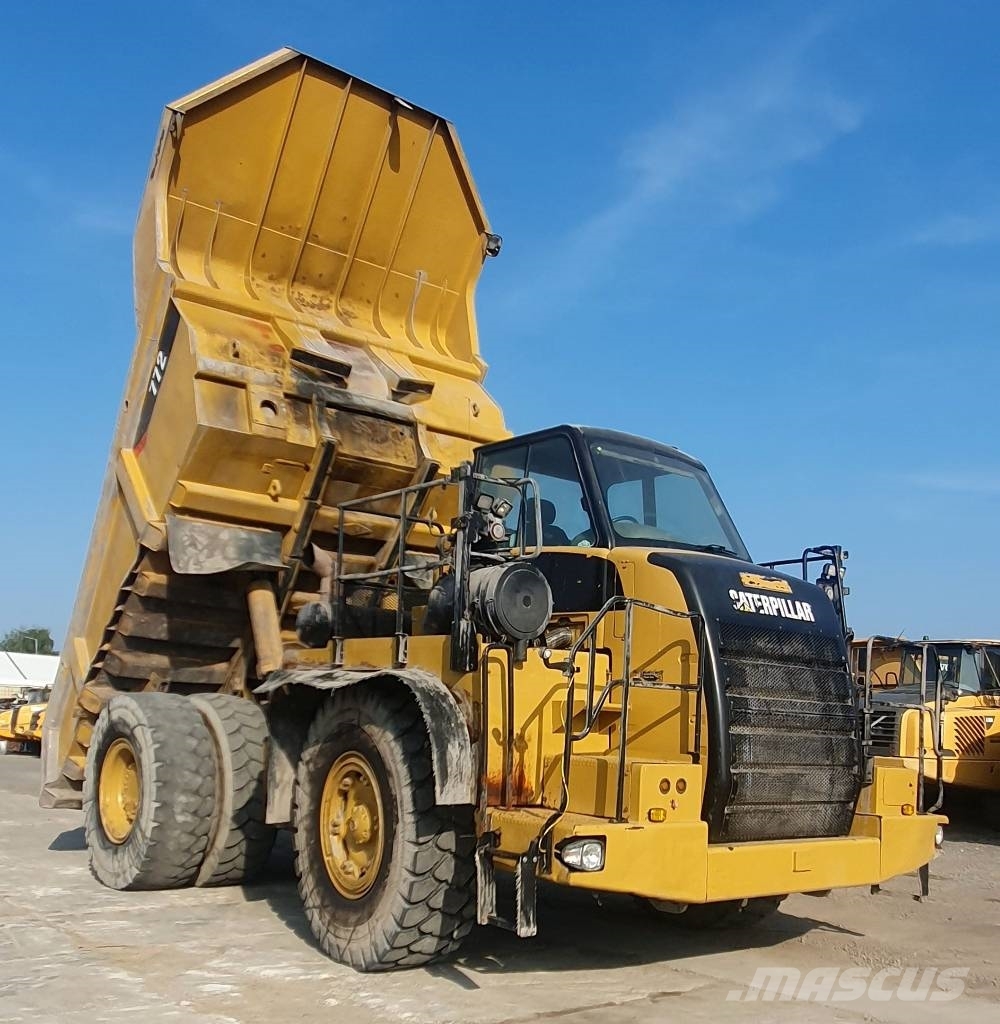 CAT 772 Atliekų išvežimo technika