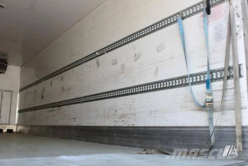 Volvo FM CS 850 - 26T – 046 溫控卡車