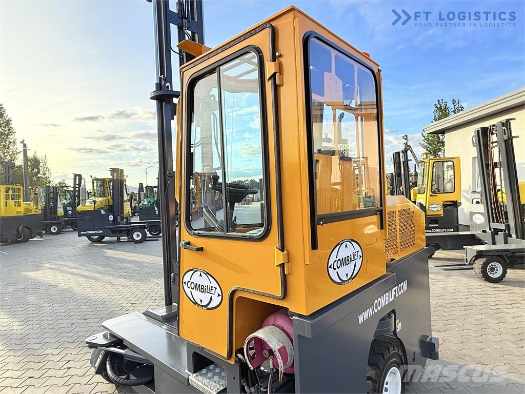 Combilift C3000 / GAS / DUPLEX - 4500MM / FREE LIFT / SIDE-S Повдигач с движение в 4 посоки