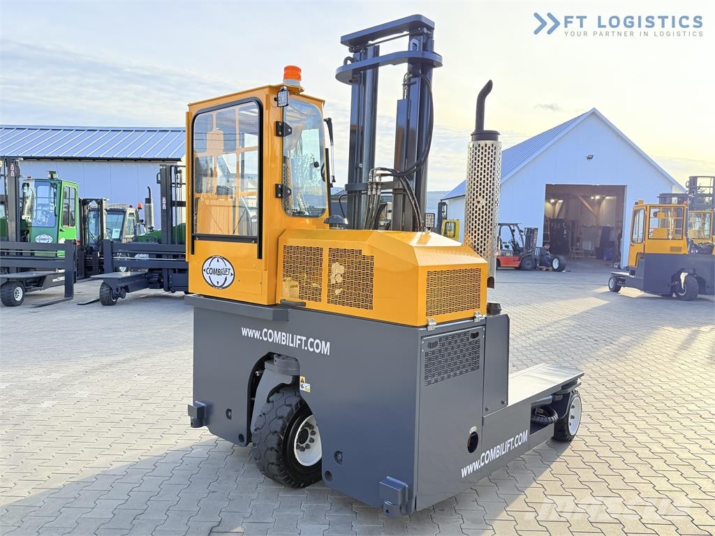 Combilift C3000 / GAS / DUPLEX - 4500MM / FREE LIFT / SIDE-S Nelitietrukit