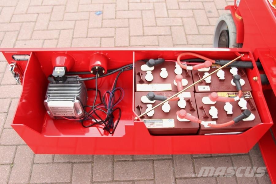Magni ES1012E Electric, 10m Working Height, 450kg Capaci Makasli platformlar