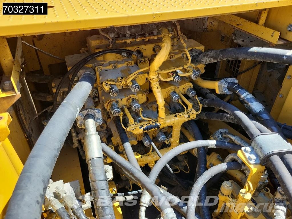 CAT 352 F XE Crawler excavators